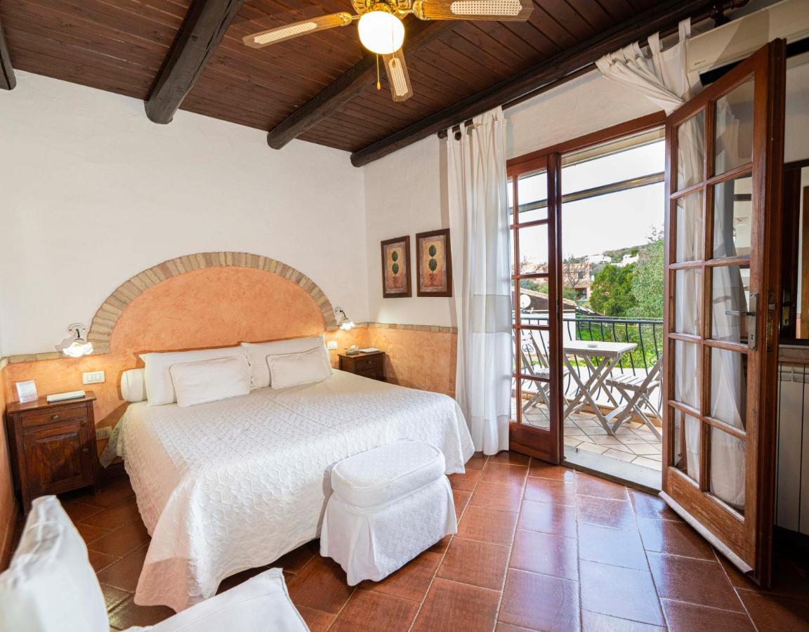 Sa Domu Sarda Suites - Bed & Breakfast Porto Columbu - Perd'E Sali 외부 사진